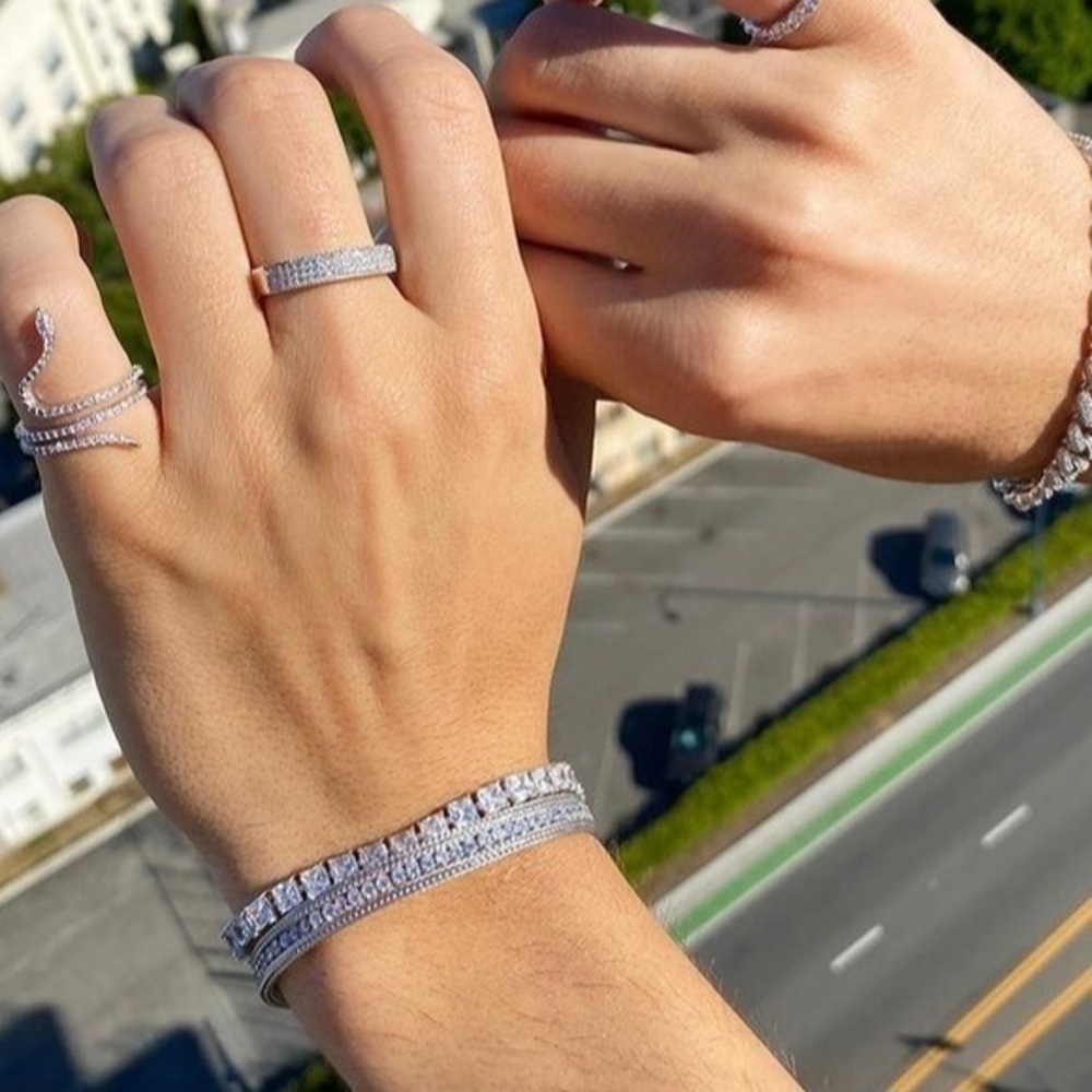 14k white Gold plated CZ Bracelet 8 inches